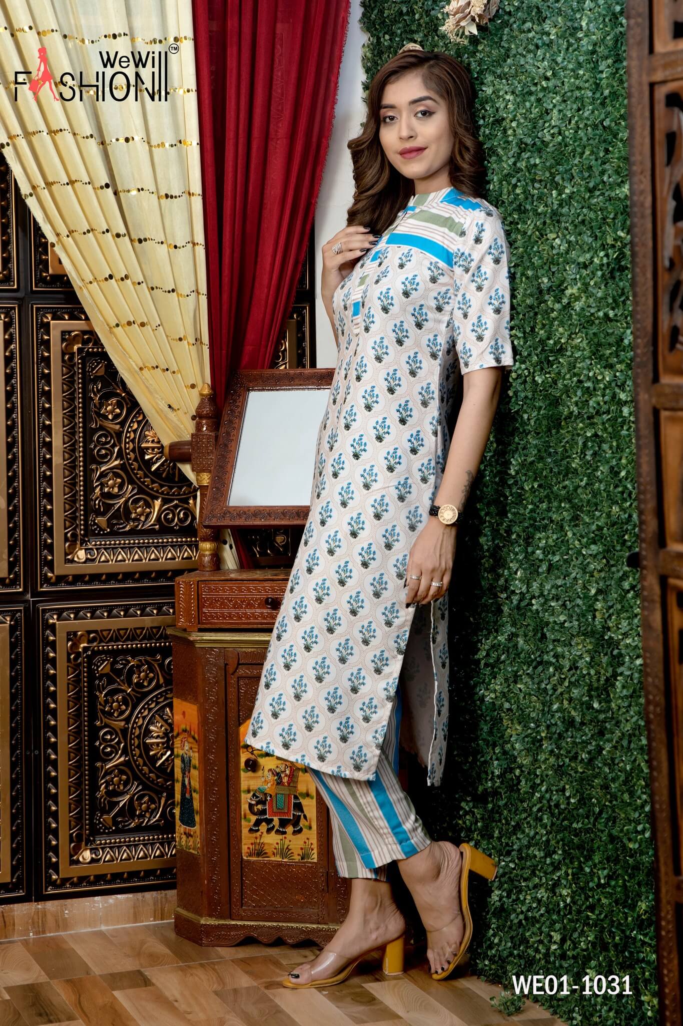 WOMEN COTTON KURTA WITH PRINTED PENT