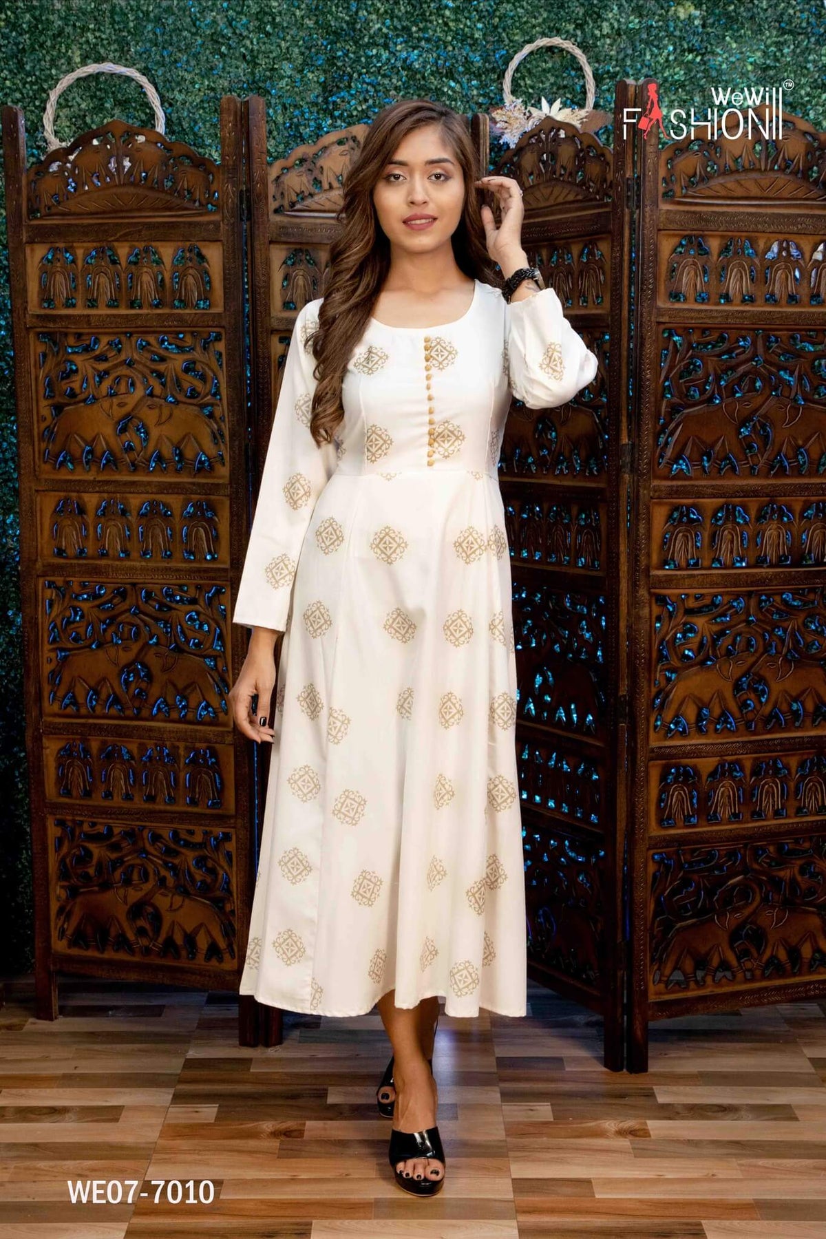 WHITE COLOUR LONG KURTI